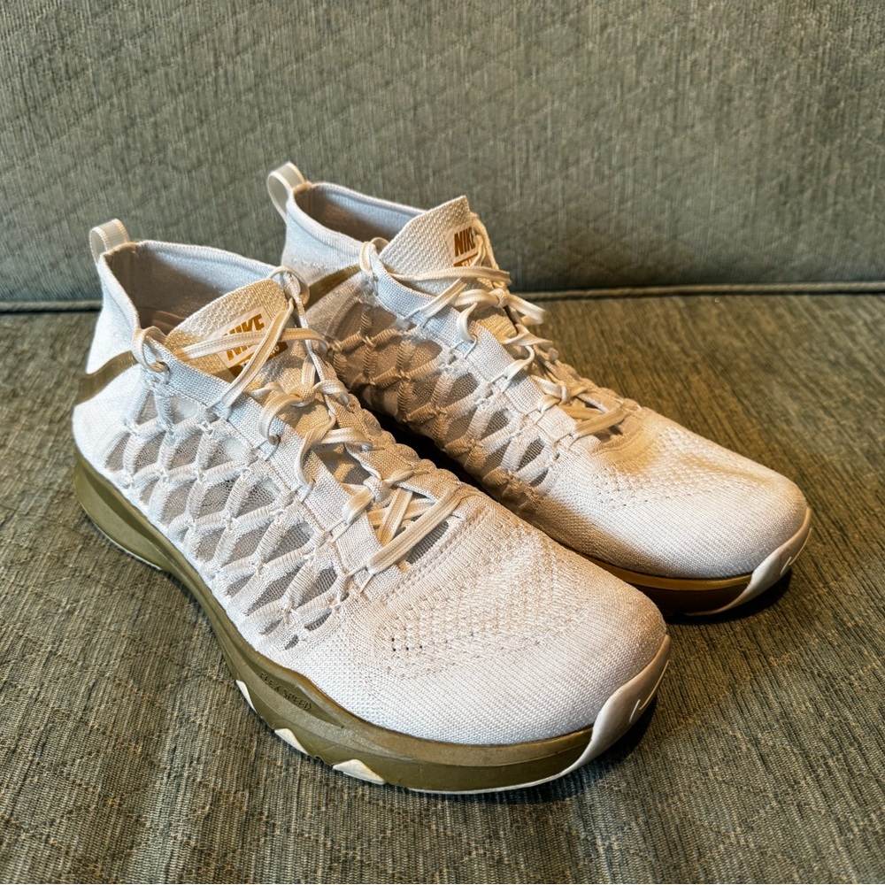 Nike Train Ultrafast Flyknit AMP White Metallic Gold - Men’s Size 12.5